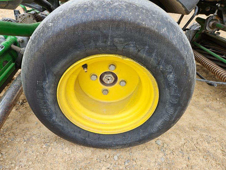 john-deere-2500e-image-12