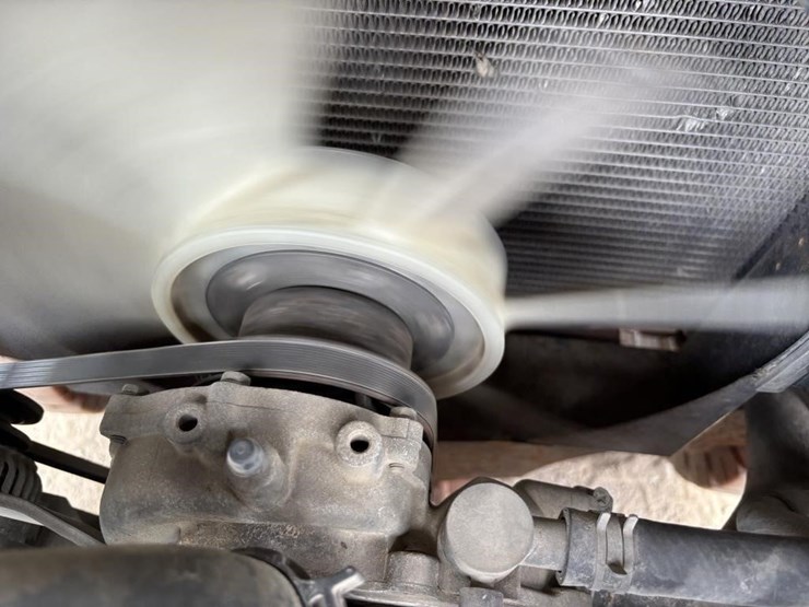 2005-toyota-7fgu30-image-32