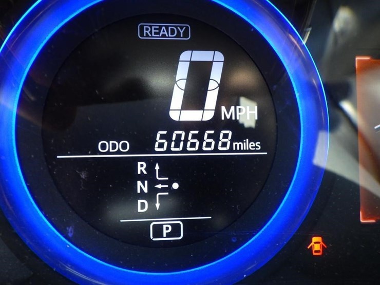 2014-toyota-rav4-image-14