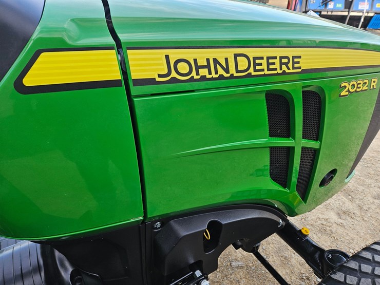 john-deere-2032r-image-26