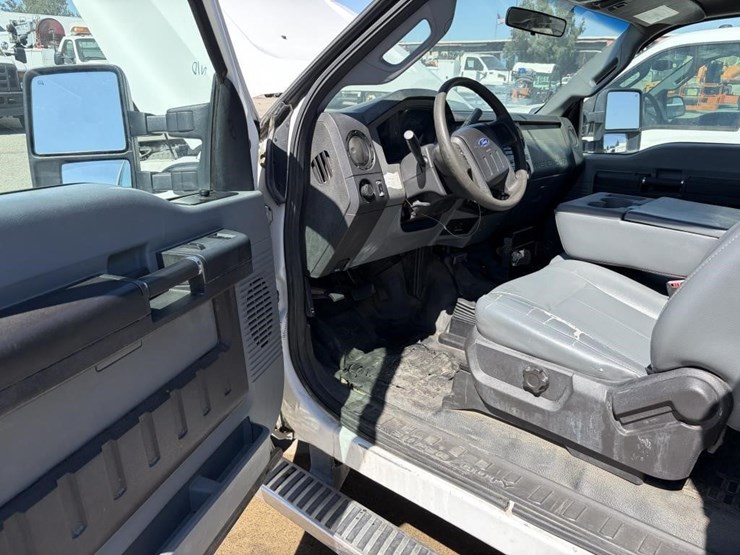 2011-ford-f250-sd-image-13