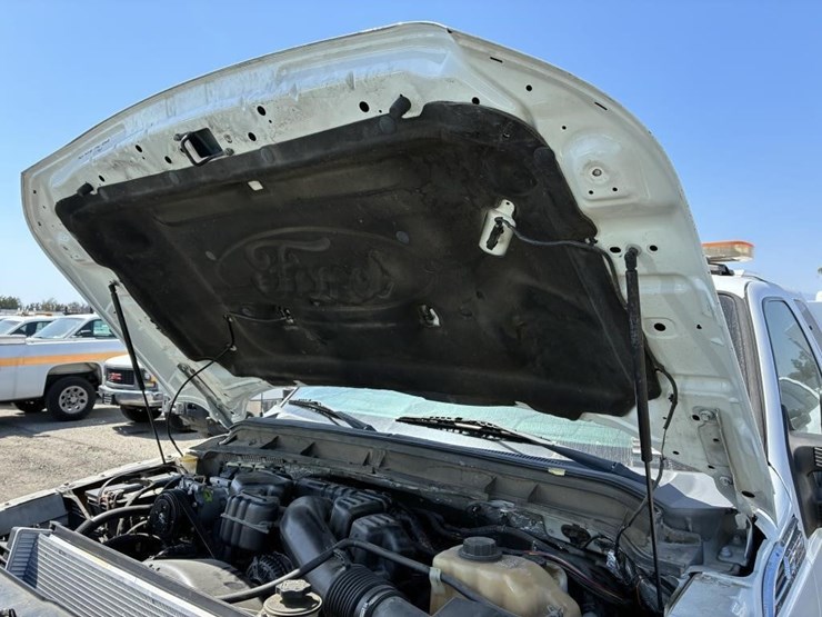 2014-ford-f350-image-9