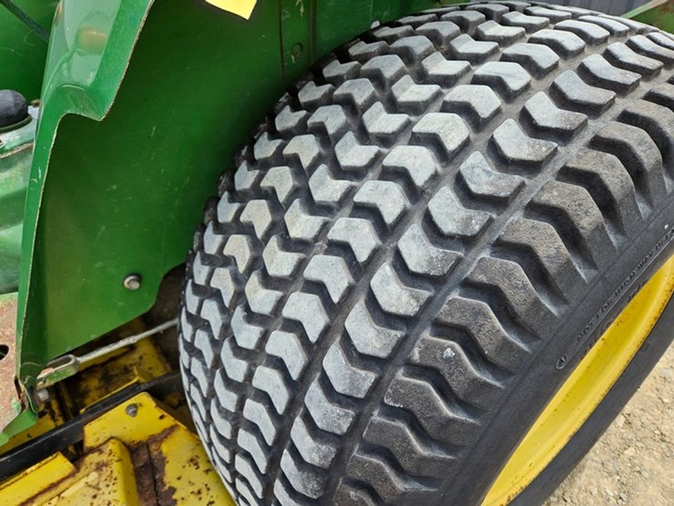 john-deere-650-image-17