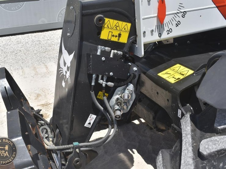 2024-bobcat-tl619-image-11