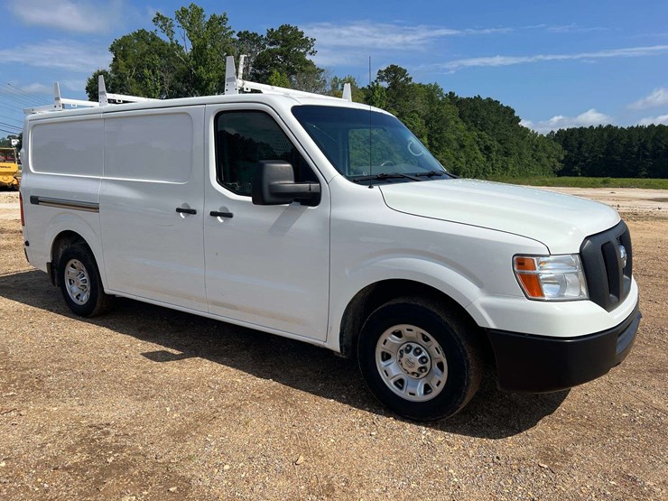 2018-utility-van-image-4