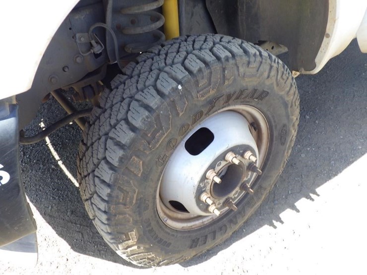 2015-ford-f350-image-13