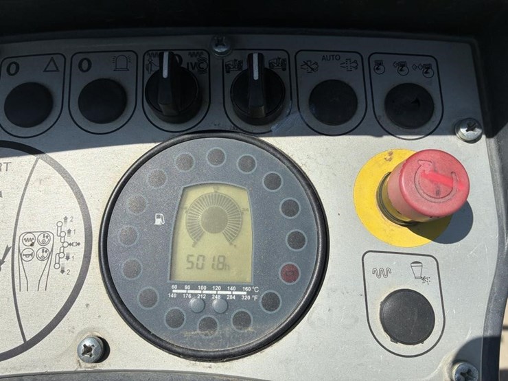 2019-bomag-bw120-image-17