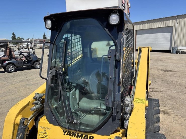 2018-yanmar-s220r-image-24