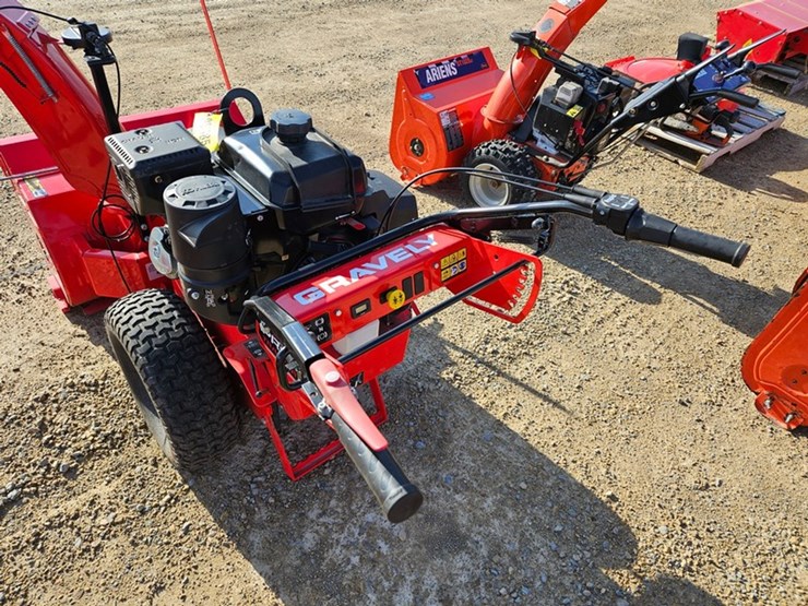 gravely-proqxt-image-15