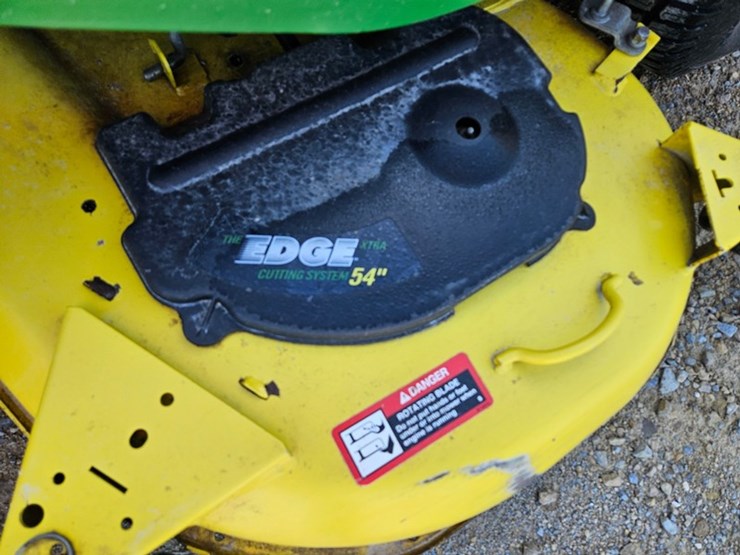 john-deere-x340-image-9