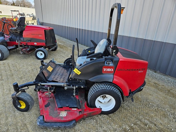 #5086-•-toro-ground-master-7200-zero-turn-mower-image-2