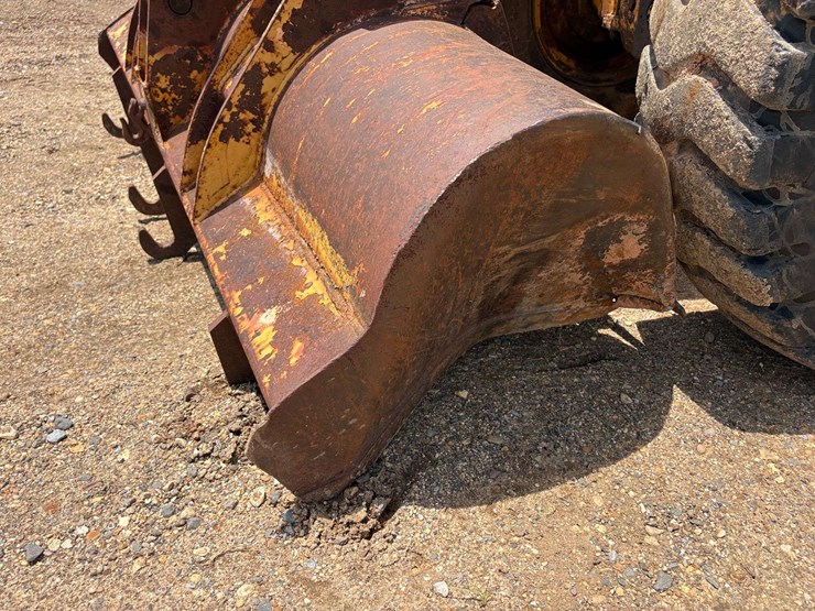 john-deere-444-image-21