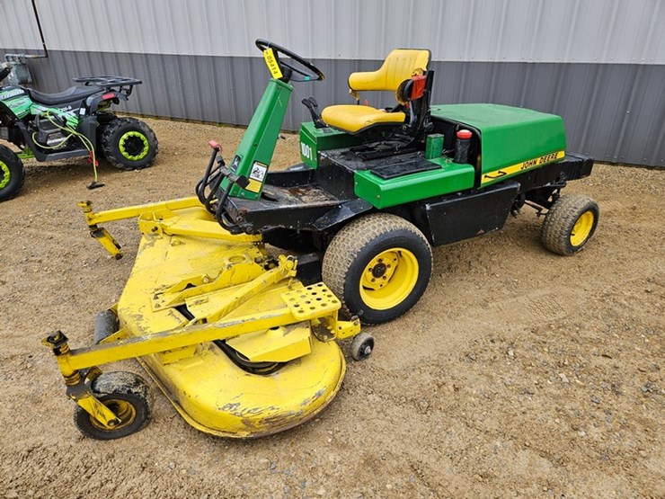 john-deere-f935-image-1