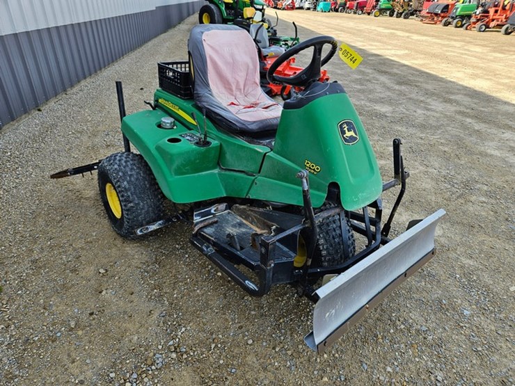 john-deere-1200-image-7