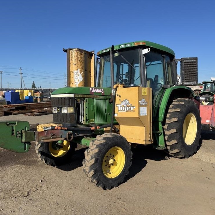 JOHN DEERE 6410