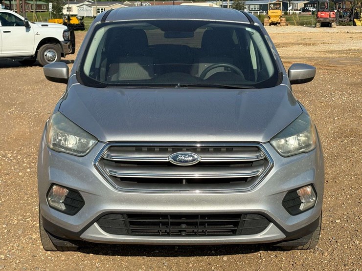 2017-ford-escape-se-image-5