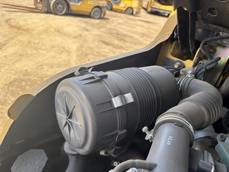 2020-caterpillar-2c6000-image-33
