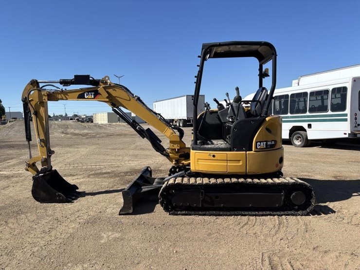 2018-caterpillar-303.5e2-cr-image-5