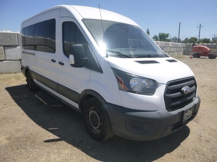 2020-ford-transit-image-3