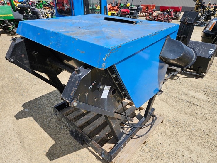 new-holland-cm274-image-38