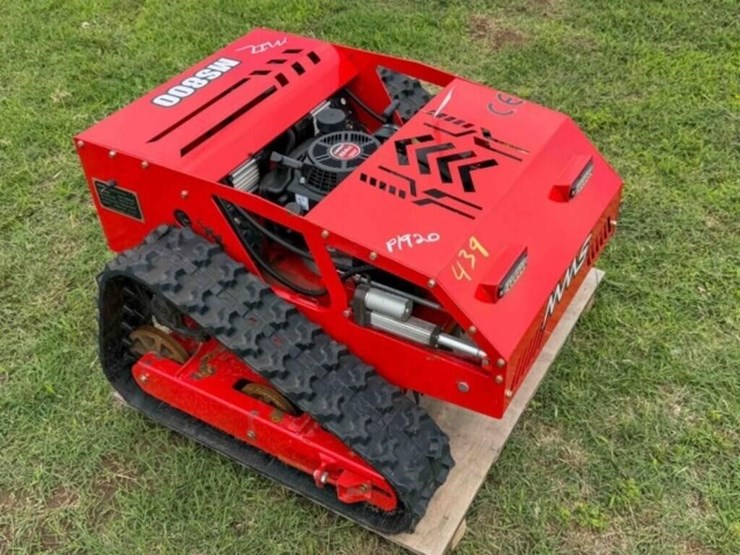 ms800-robotic-mower-image-3