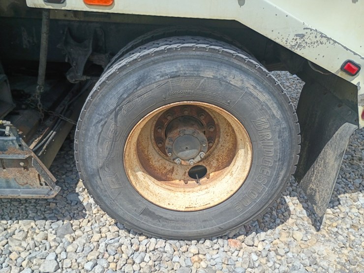 2015-international-durastar-4300-image-115