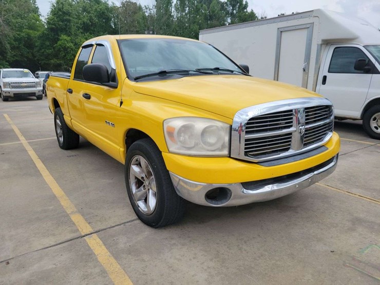 2008-dodge-ram-1500-image-1
