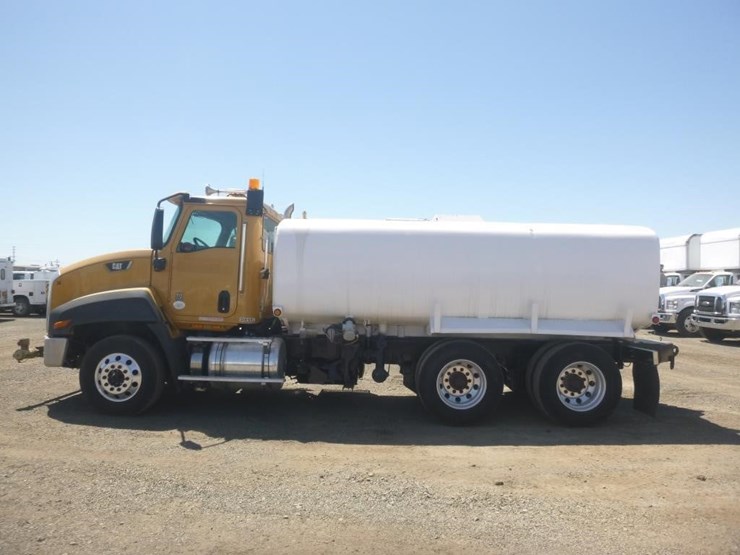 2016-caterpillar-ct660-image-5