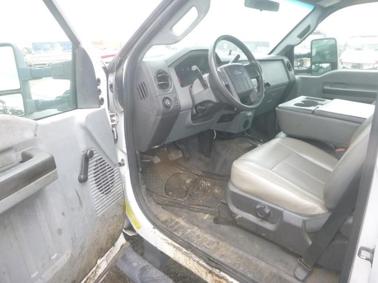 2012-ford-f450-image-9