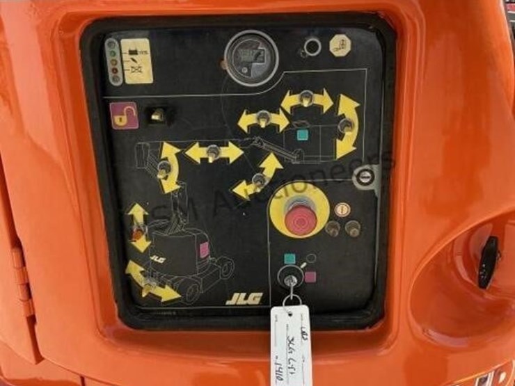 jlg-e300ajp-image-15