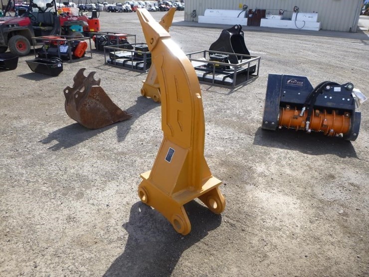 caterpillar-320-image-4