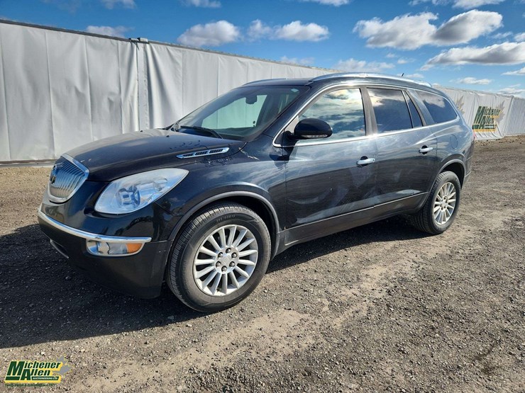 2010-buick-enclave-image-1