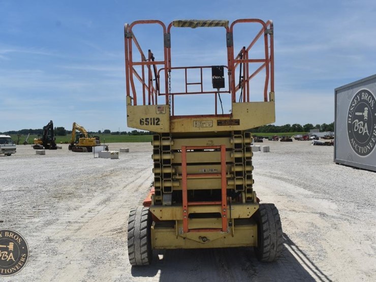 2012-jlg-m4069le-image-4