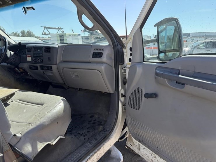 1999-ford-f450-image-10