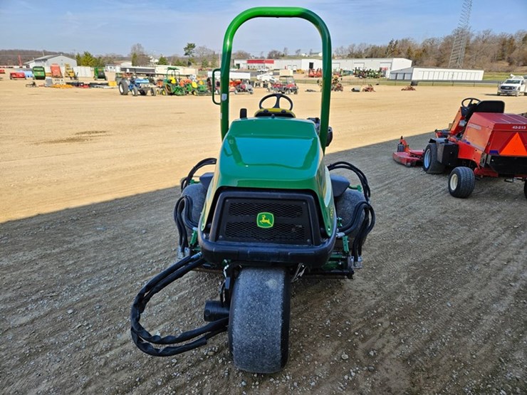 john-deere-6080a-image-4