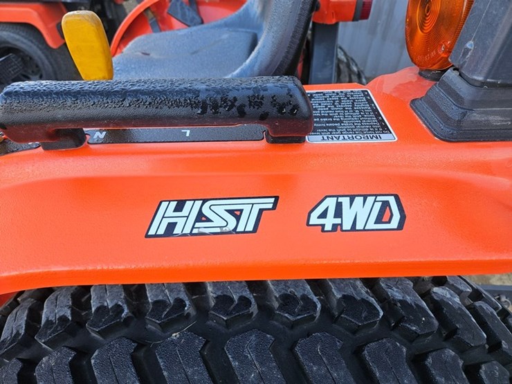 kubota-b7800hst-image-15
