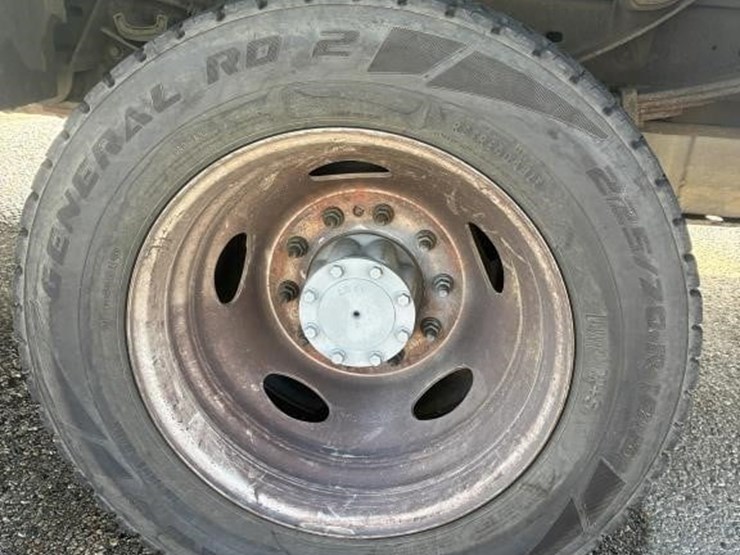 2010-ford-f450-image-5