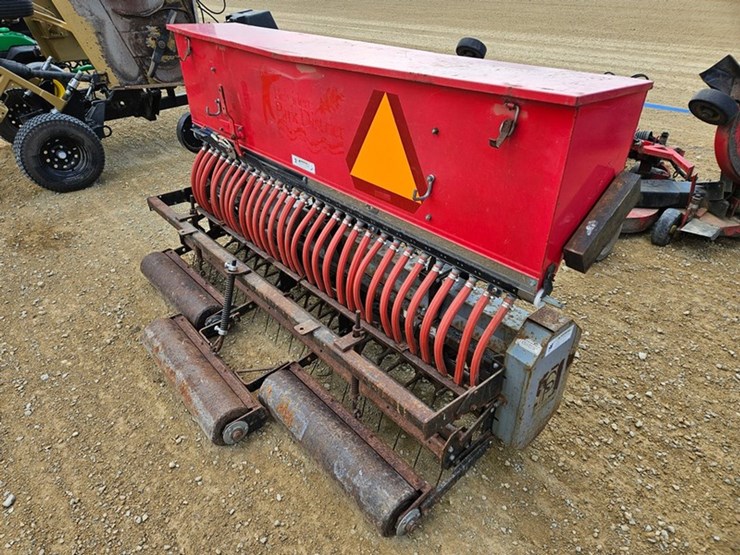 #5067-•-gandy-aera-vator-3pt-spike-seeder-image-5