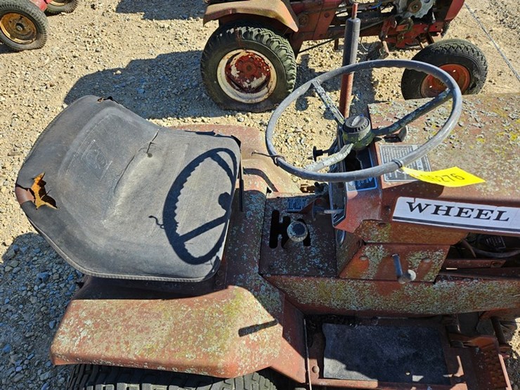 wheelhorse-c81-image-11