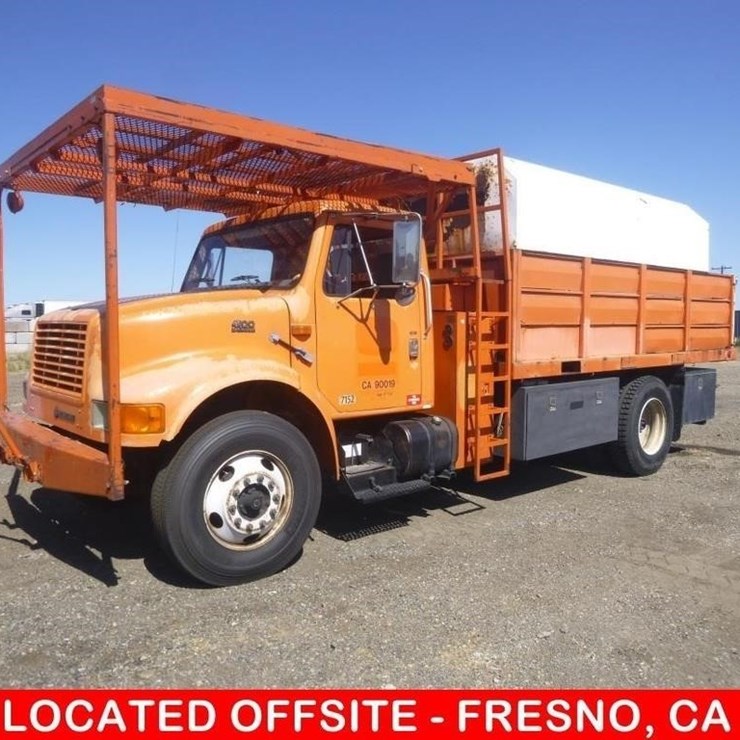 1997 INTERNATIONAL 4900