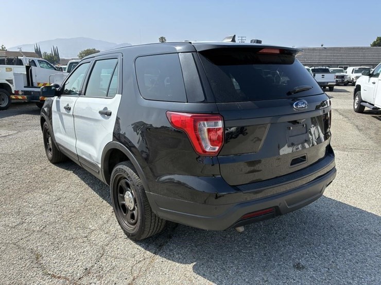 2019-ford-explorer-police-interceptor-image-4