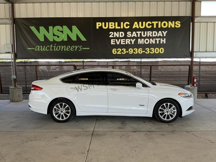 2018-ford-fusion-energi-sdn-image-1