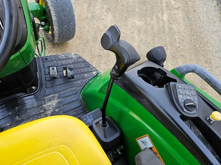 john-deere-4066r-image-31