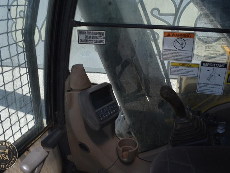 2010-deere-350d-lc-image-63