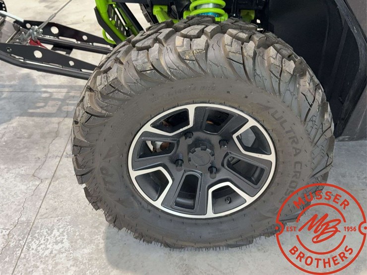 2018-arctic-cat-700-xt-image-10