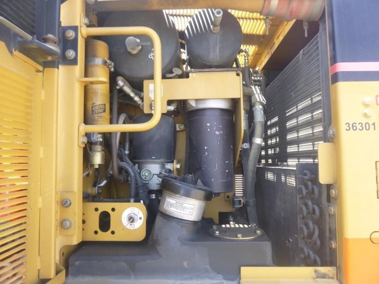 caterpillar-143h-image-23