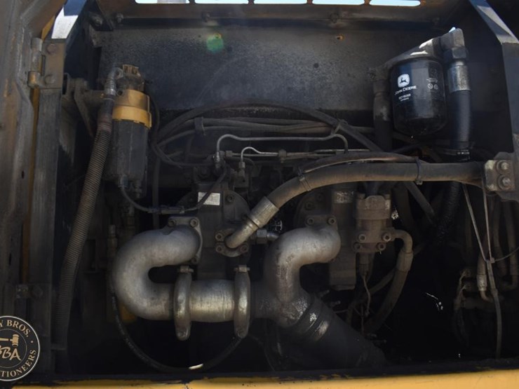 2010-deere-350d-lc-image-55
