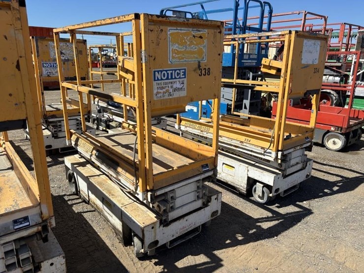 2005-custom-equipment-hb1030-image-2