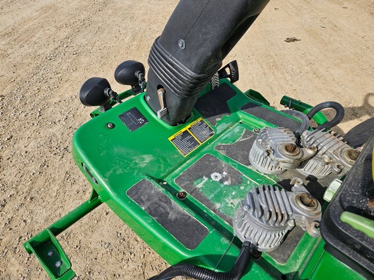 john-deere-8000a-image-17