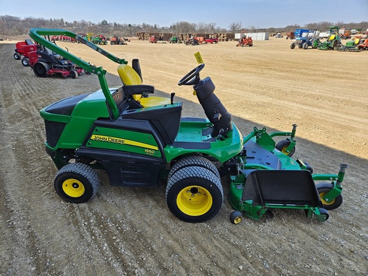 john-deere-1550-image-6